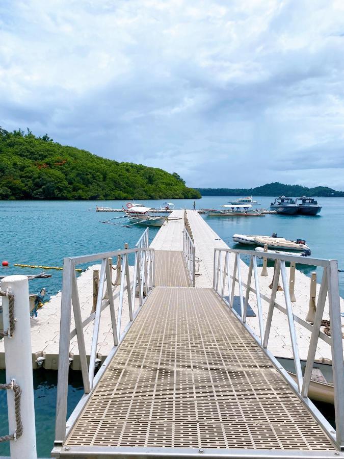 Tropicana Castle Dive Resort Powered By Cocotel Puerto Galera Dış mekan fotoğraf